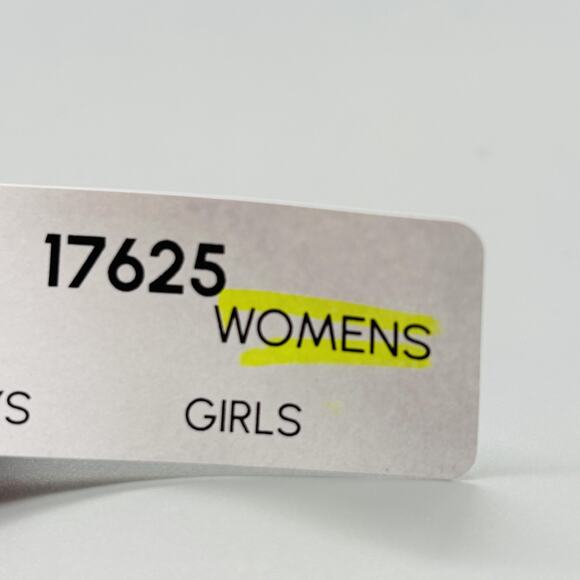 Think Shoes Womens 7 Black Leather Mary Jane Pumps Low Heel Slip On Walking - Picture 11 of 11